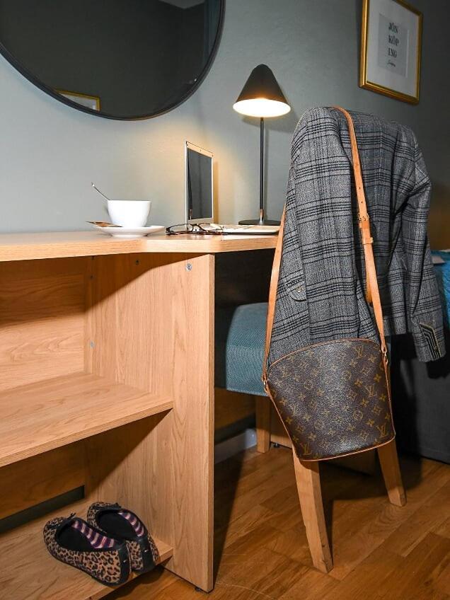 Hasse Pa Sjoekanten Hotell & Restaurang Jonkoping Ngoại thất bức ảnh