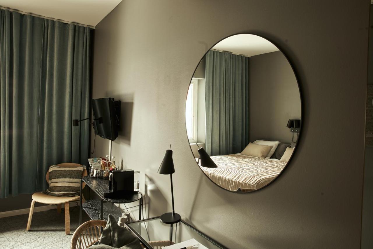 Hasse Pa Sjoekanten Hotell & Restaurang Jonkoping Ngoại thất bức ảnh