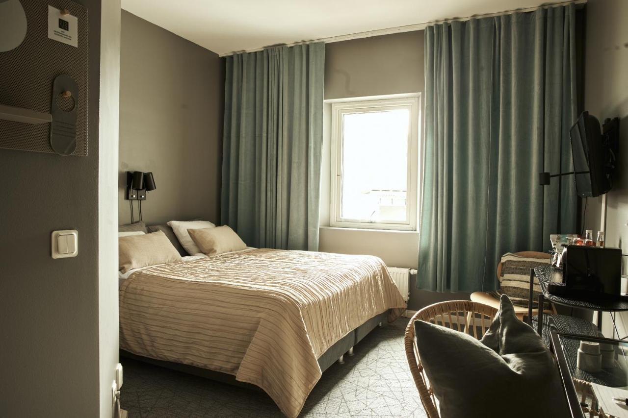Hasse Pa Sjoekanten Hotell & Restaurang Jonkoping Ngoại thất bức ảnh