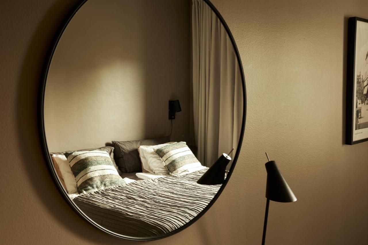 Hasse Pa Sjoekanten Hotell & Restaurang Jonkoping Ngoại thất bức ảnh