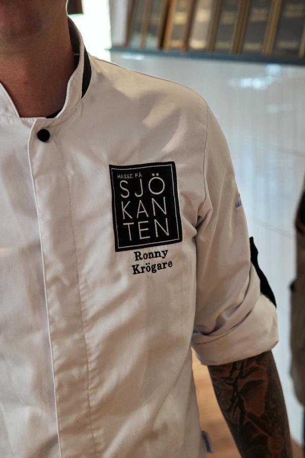 Hasse Pa Sjoekanten Hotell & Restaurang Jonkoping Ngoại thất bức ảnh